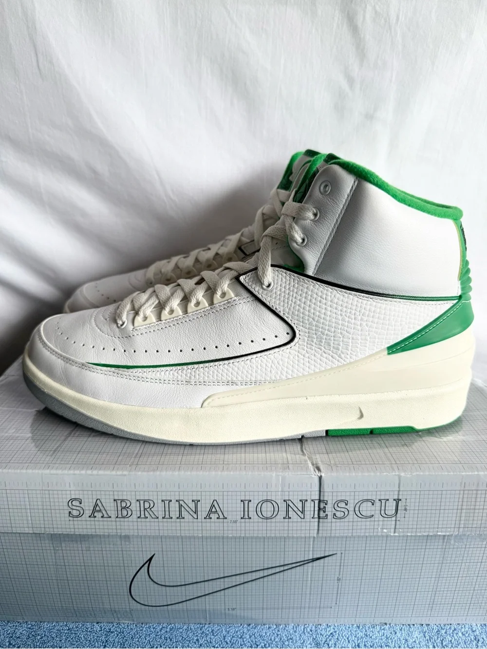 AUTHENTIC Jordan 2 Lucky Green size 12 DR8884-103 2023 PRE-OWNED